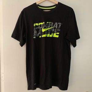 Nike men’s combat mode dri-fit black tee size M